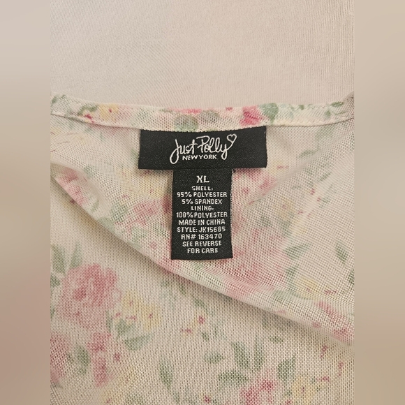 Just Polly New York - Women's XL Pink Flutter Sleeve Crop Blouse with Tie Front - Picture 6 of 7